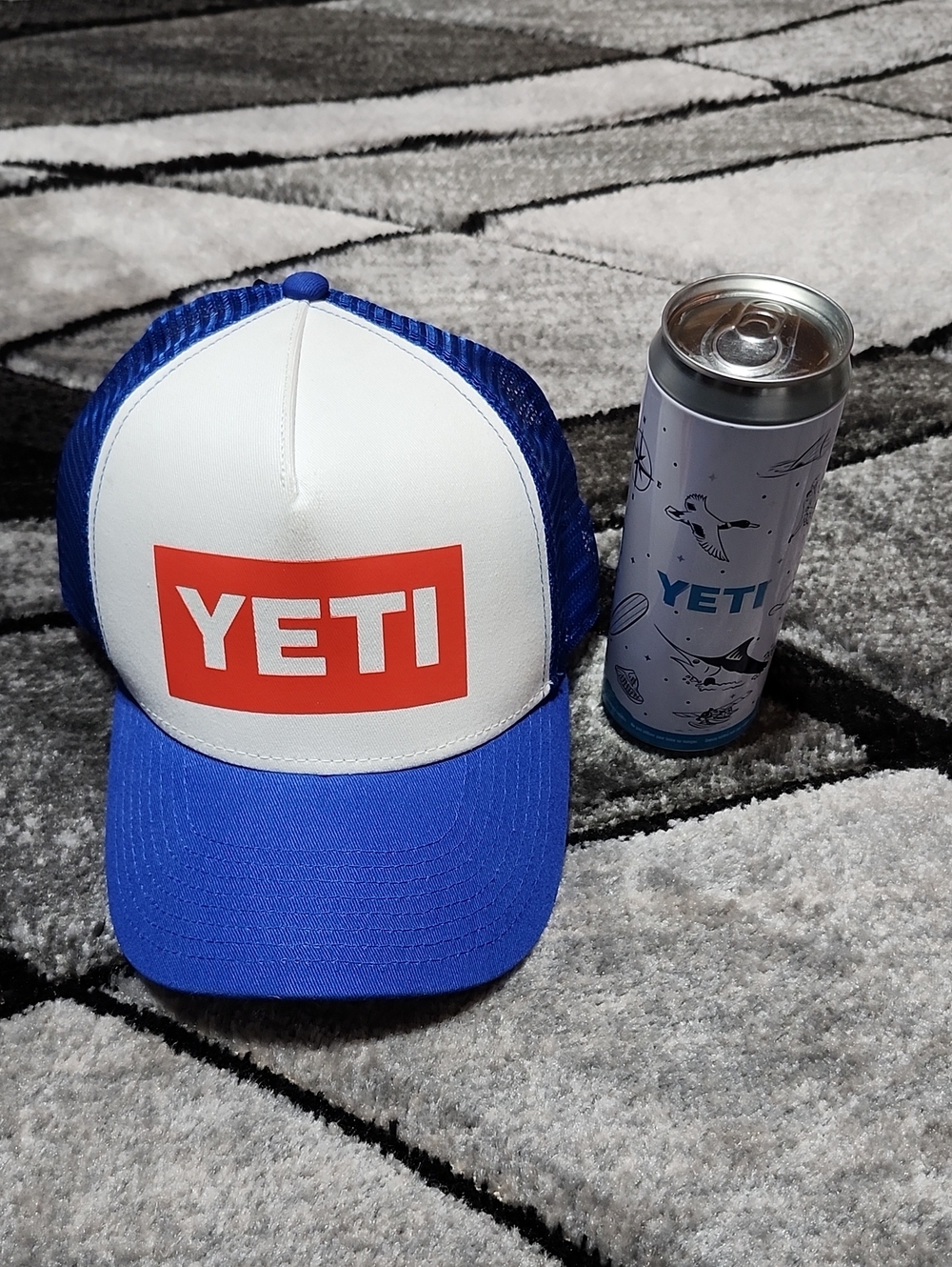 YETI AMERICAN SNAP-BACK TRUCKER HAT & SLIM POP-TOP STASH CAN BUNDLE